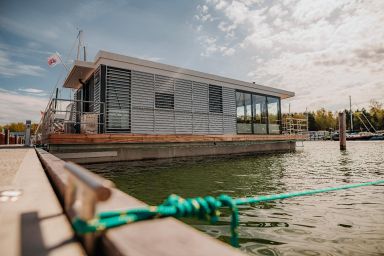 Sealoft auf der Ostsee Floatinghouse Trinity