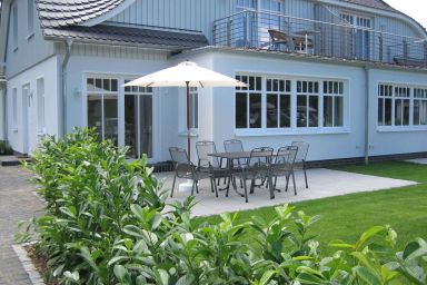 Ferienhaus mit Terrasse und Balkon