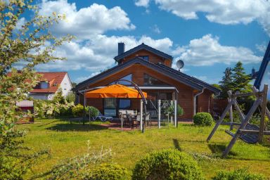 Ferienhaus komfortabel mit Sauna und Garten