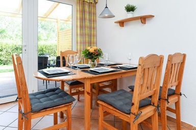 Maack, Reit- und Ferienhof - Ferienwohnung - 25390 - "Norderney"