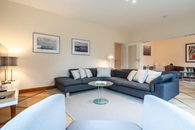 Domizil im Dorf - Luxuriöses Ferienhaus in SPO