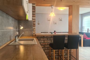 Landhaus am Bauernhof im Ostseeland - 4-Raum-Landhaus mit Grillterrasse (120m², max. 9 Personen)