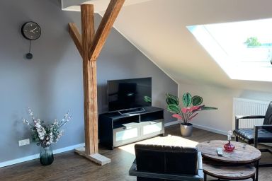 149 Lujzi Ferienwohnung, 3 SZ, city- und zentrumsnah - 149 Fewo Lujzi DG, 3 SZ, nur 2 km zum Südstrand, citynah