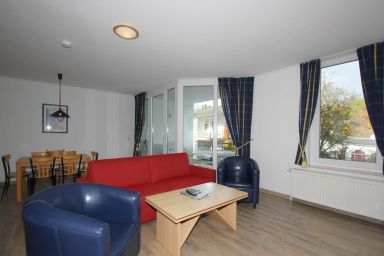 Appartementhaus mit Balkon im Ostseebad Göhren (HM-01-09) - 04 schöne 3-Raum-Ferienwohnung mit Balkon