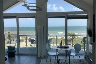Seehaus zur Strandbrücke - 2-Raum FeWo II, 50m², 2.OG, Balkon, Meerblick