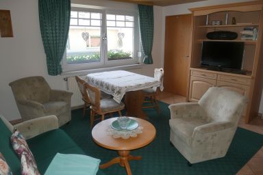 Ferienwohnungen Eva-Maria, 500m zum Strand, WLAN - Ferienwohnung Grün