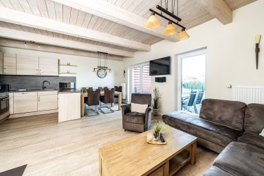 Friesenperle 8 - Ferienhaus mit Sauna nahe der Nordsee - DAG-904 - Modernes Ferienhaus mit Balkon & Sauna (HT)