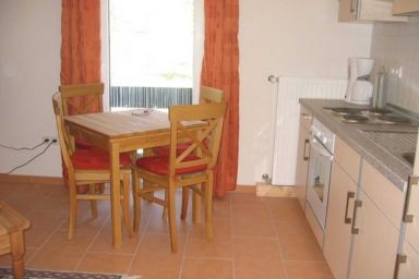 Windland Ranch - Reiterhof mit Ferienwohnungen (Haus 1) - Ferienwohnung Schwalbe (OG)