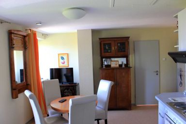 Backstein Scheune Starkow bei Barth - Ferienwohnung Apfelgarten