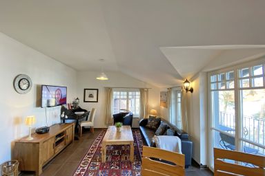 A: Haus Strandkiefer - in strandnaher Lage - Wohnung 03 mit Balkon