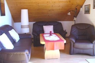 Ferienwohnungen Kirchberger - Fewo oben, 3-Zi-Fewo bis 5 P., Balkon