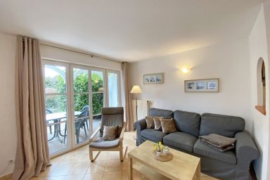 W: Haus Rügenwelle mit 4 komfortablen Wohnungen - Haus Rügenwelle  Whg. 02 EG mit Terrasse