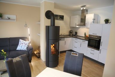 Appartement Bernstein  250 m Strand, WLAN & Kamin - Unterkunft Bernstein,  WLAN, Kamin ca. 250m zum Strand