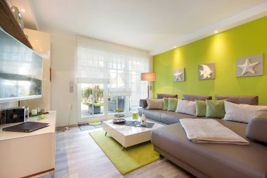 Luxus-Ferienwohnung mit Infrarot-Sauna, Massagesessel, Terrasse & Strandnähe in Zingst by FeWo-Plan