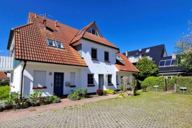 Friedenstrasse 19a "Haus Lux" - Sehr ruhiges und außerordentlich zentral gelegenes Reihenferienhaus in Zingst