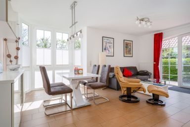 Marie Christin - Ferienwohnung (75qm) für 4 Personen und Hund mit Terrasse in zentraler Lage