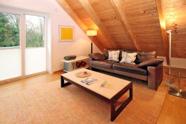 Am Grünstreifen 29, Haus Liguster Whg. Nr. 2 - Ferienwohnung mit 2 Zimmern auf ca. 80m² im ersten OG eines freistehenden Hauses