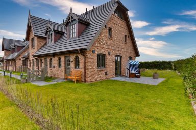 Salzwiesenblick - Exklusives Neubau-Hausteil mit Garten und wundervollem Salzwiesenblick.