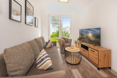 Ferienwohnung Haffkoje Fitness, Sauna und Kinderspielbereich - Moderne Ferienwohnung am Stettiner Haff mit Sauna und Spielbereich im Grünen