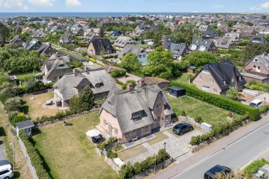 Sylter Osterhof - Luxus unter Reet! Genießen Sie Ihren Urlaub auf Sylt in diesem Traumhaus.