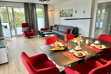 2000 - Penthouse Leni mit Sauna und großzügiger Dachterrasse, 2 Hunde erlaubt - Penthouse mit Weitblick über Kellenhusen . Mehr geht nicht! Hunde erlaubt