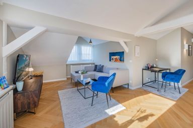 Villa Luise 07 - Villa Luise 07 - hochwertige Dachgeschosswohnung mit Sauna und Balkon
