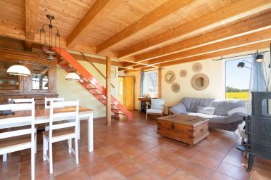 Atempause - Gemütliche Doppelhaushälfte mit Kamin, Terrasse und Wlan – Ihr perfekter Rückzugsort!