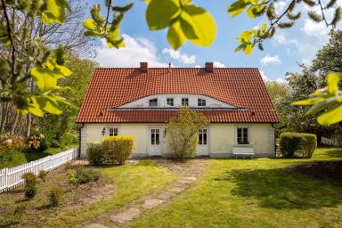 Landhaus Trent - Charmante Doppelhaushälfte in Trent auf Rügen - Landhaus Trent Haushälfte Breetz