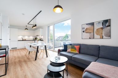 Küstenhain Lodge - Modernes Ferienappartement 74 m², 2 Schlafzimmer, Duschbad & Gäste-WC und Balkon