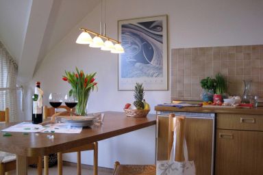 Haus Seeburg  nur 100m zum Strand und Tennisanlage 2.1a - Helle 1-Zimmerwohnung mit Balkon in Scharbeutz für 1–2 Personen