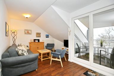 Meeresblick - 2-Zimmer-Wohnung für bis zu 4 Personen mit Ost-Loggia und seitlichem Meerblick