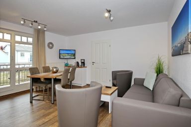 Villa Hanse - 2-Zimmer-Wohnung für 4 Personen, ca. 100 m zum Strand