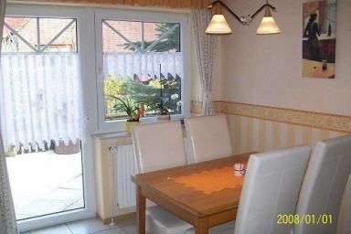 Ferienhaus mit umfriedetem Garten und Terrassen