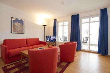 Ferienwohnung für 4 Personen ca. 55 m² in Ostseebad Göhren, Norddeutschland (Mecklenburg-Vorpommern) Ferienwohnung für 4 Personen ca. 55 m² in Ostseebad Göhren, Norddeutschland (Mecklenburg-Vorpommern)