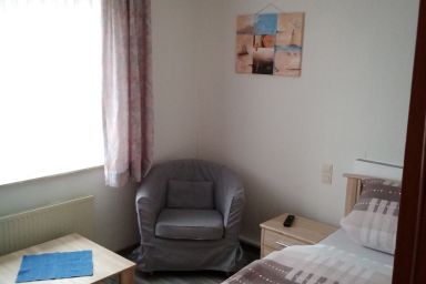 Janßen, Siebelt - Einzelzimmer 3 - 11031