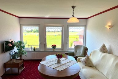 Sassen, Renate "Ferienhof Sassen" - Ferienwohnung Heuboden - 35116