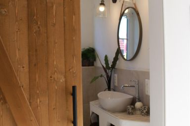 Huus Lüttje Iloov - Ferienhaus, Dusche, WC, 1 Schlafraum
