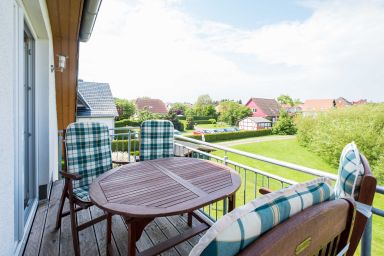 Moderne Fewo nur 300m zum Ostseestrand - Ferienwohnung mit Balkon