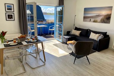 A: Ferienwohnung 05  Am Selliner See - Haus 1 Fewo 05 Am Selliner See mit Balkon