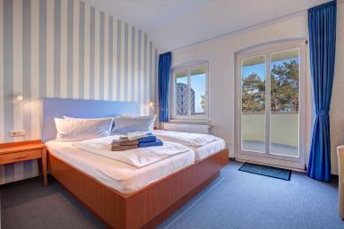 Hotel Villa Seeschlößchen 3*** - Doppelzimmer mit Meerblick und Balkon 2
