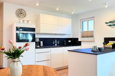 Störtebekerkoje 12/4 - Störtebekerkoje 12/4 mit WLAN, Parkplatz und Balkon Störtebekerkoje 12/4 - Störtebekerkoje 12/4 mit WLAN, Parkplatz und Balkon