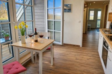 H3 Urlaub am Hof Grete mit Feierscheune Ostseebad Rerik - Nr.1/ 2-Raum-FeWo (rechts, 60m²) 2-4 Pers., Loggia, OG+DG