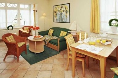 Villa Meernixe - nur 50 Meter zum Ostseestrand - Whg. 04 im 1. OG