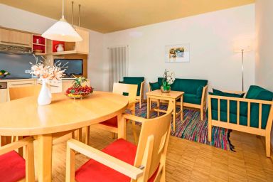 DRK Seminarhaus Heringsdorf **direkt am Strand** - Wohnung im Obergeschoß