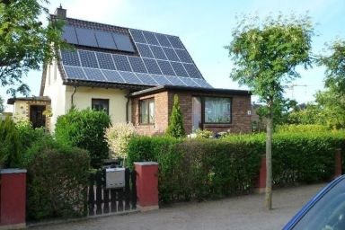 Rewo II Rabe, Reusenweg 3, 18581 Lauterbach