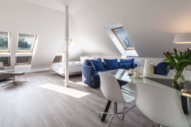 Bernsteinbad Koserow - Haus Fünf Elemente Ferienwohnung Wasser