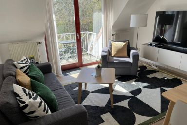 Ferienwohnung "Nils Holgerson" mit Balkon zwischen Strand, Wald & Wiese im Südosten der Insel Rügen!