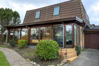 Ferienhaus Vogelnest       "mit Hund na und"