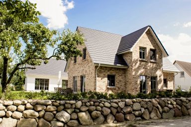 Ferienhaus Libelle - Feriendomizil für 14 Pers. - Haupt- und Nebenhaus