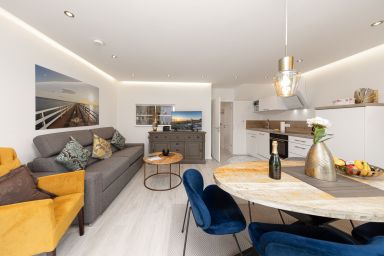 SunSide Apartment #5